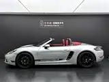 Photo 5 - Porsche 718