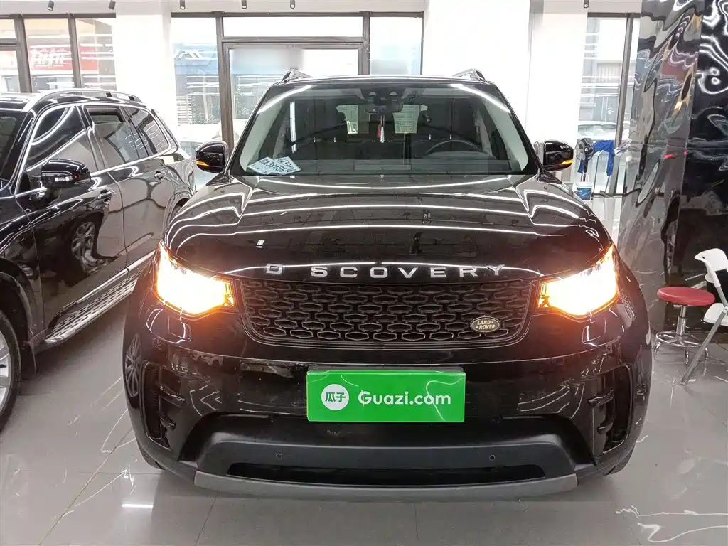 Land Rover Discovery 2018 3.0 SC V6 SE фото 3
