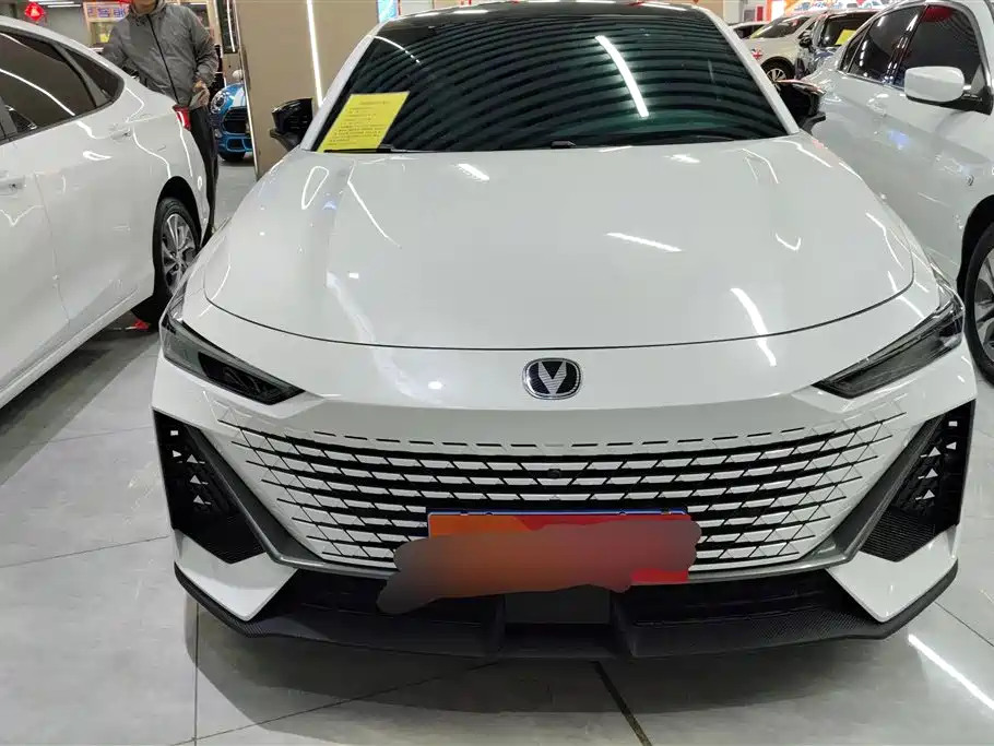 CHANGAN UNI-V