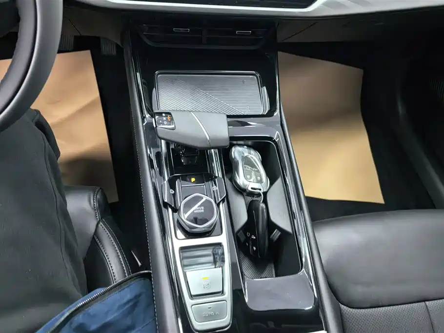 CHANGAN RUICHENG PLUS