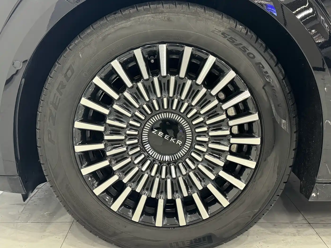 ZEEKR EXTREME KRYPTON 009