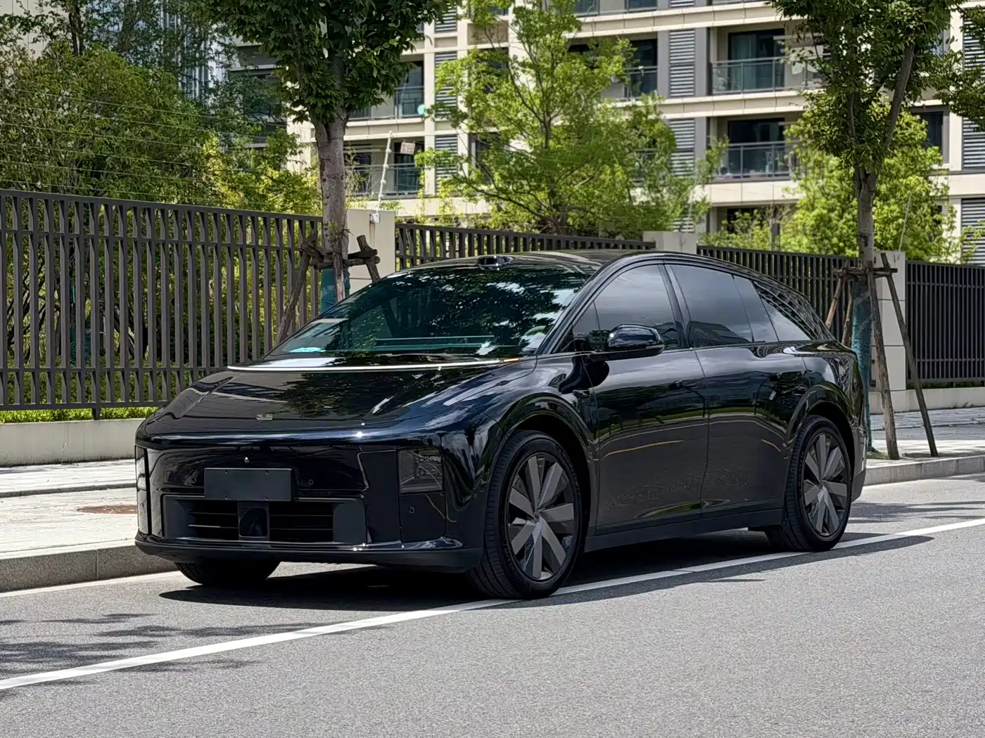 Li Auto i6 2025