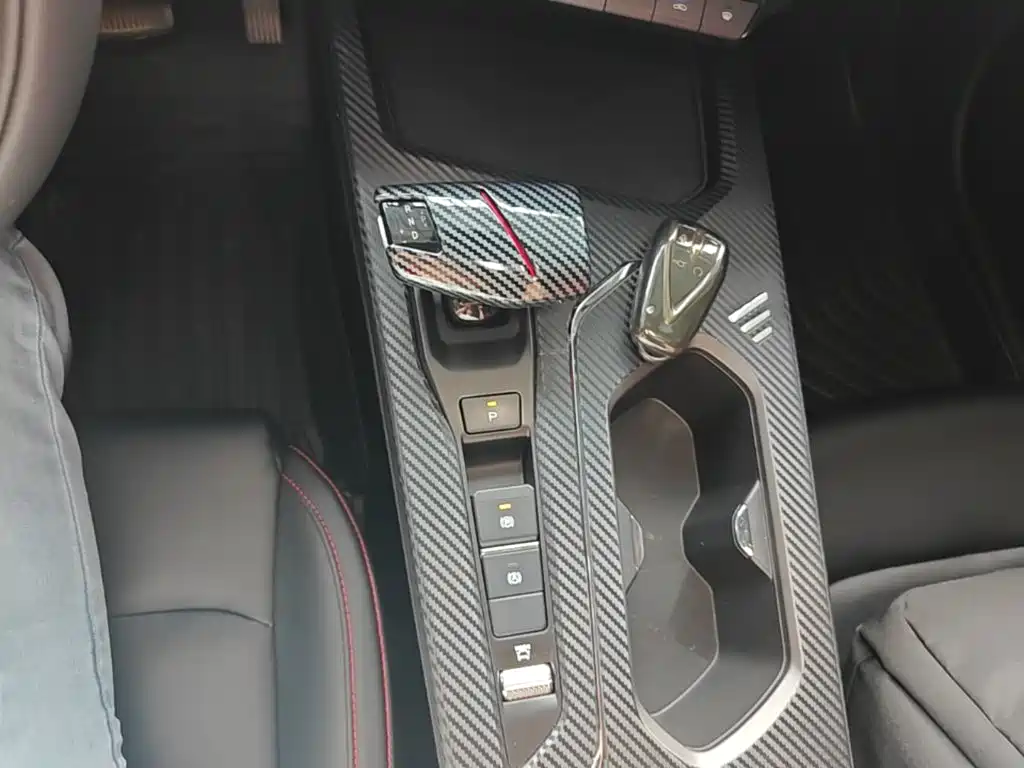 Фото 14 - Changan X5 PLUS