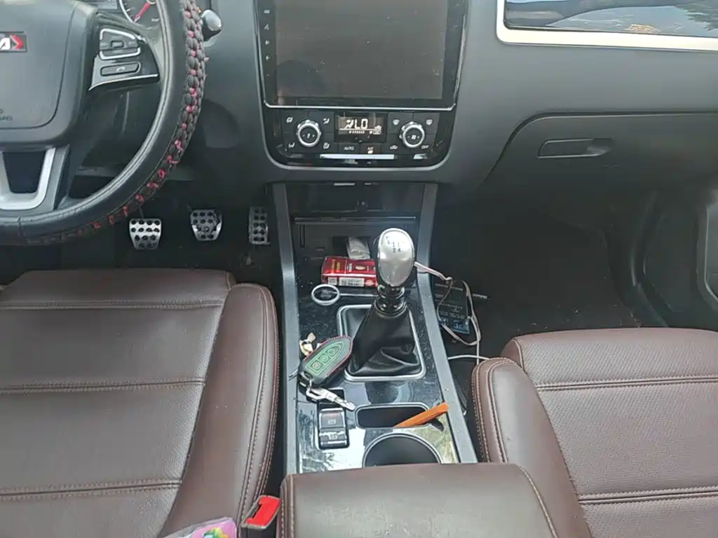 Yema Auto Yema T70 2016 2016 Upgrade 1.5T Manual Luxury