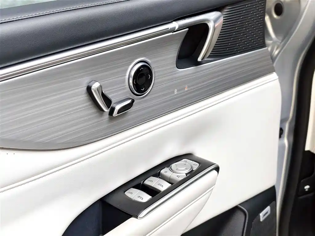 Buick GL8 New Energy 2024 Landglory Premium Edition 7-Seater фото 22