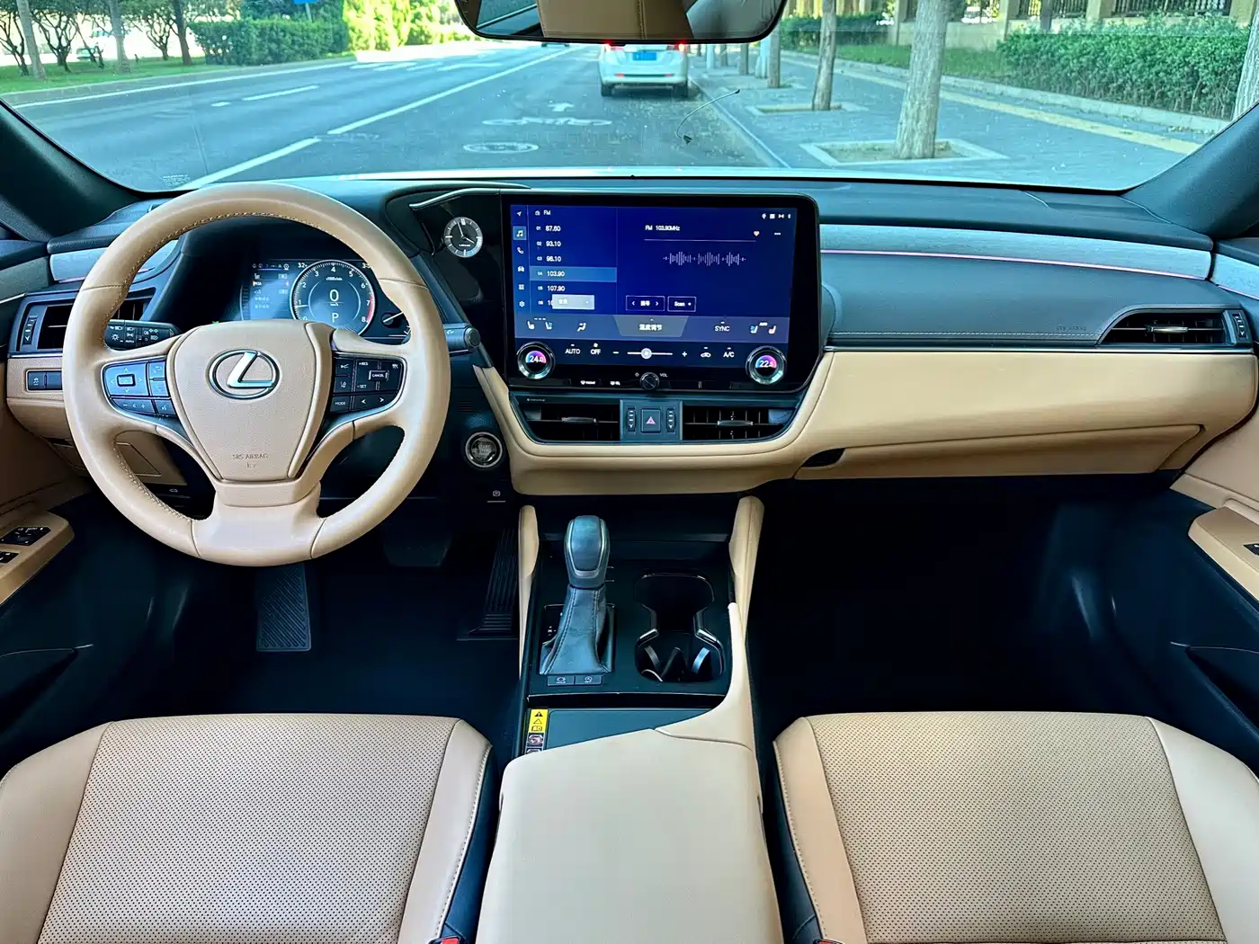 Lexus ES 2025 2025 200 Ultimate Edition