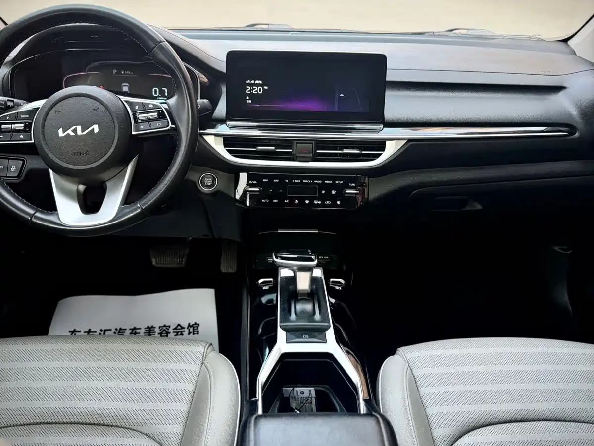 Kia K3 2023 Model 1.5L CVT Luxury Edition фото 22