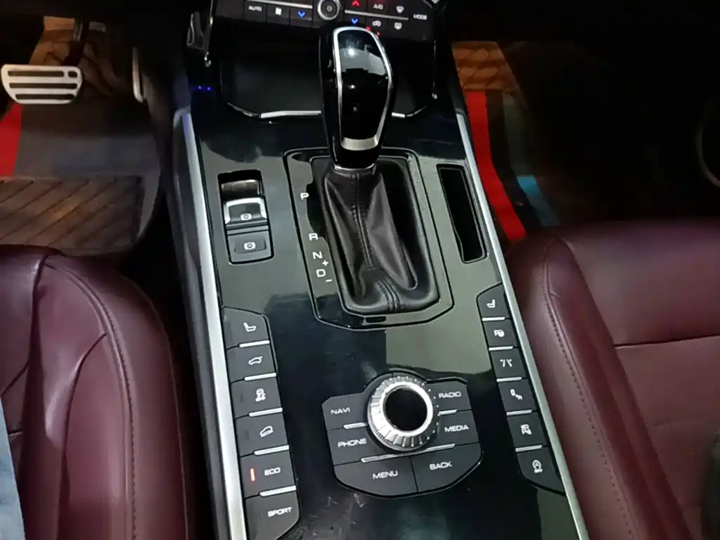 WEY VV7 2018 2017 2.0T Flagship