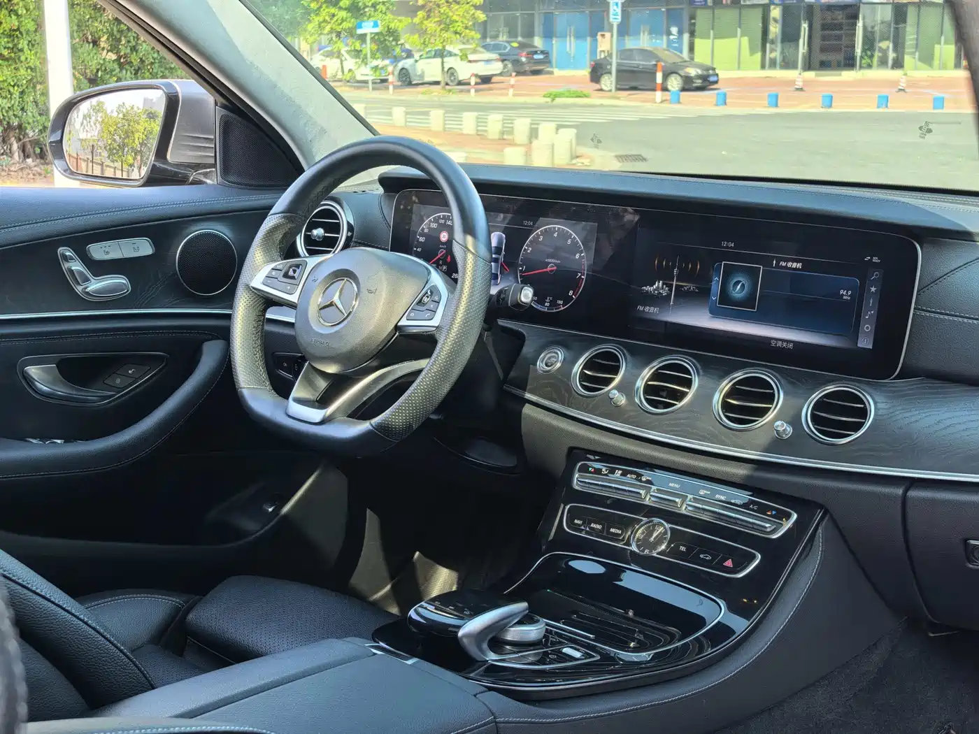 Mercedes-Benz E-Class 2017 E 200 L 4MATIC фото 10