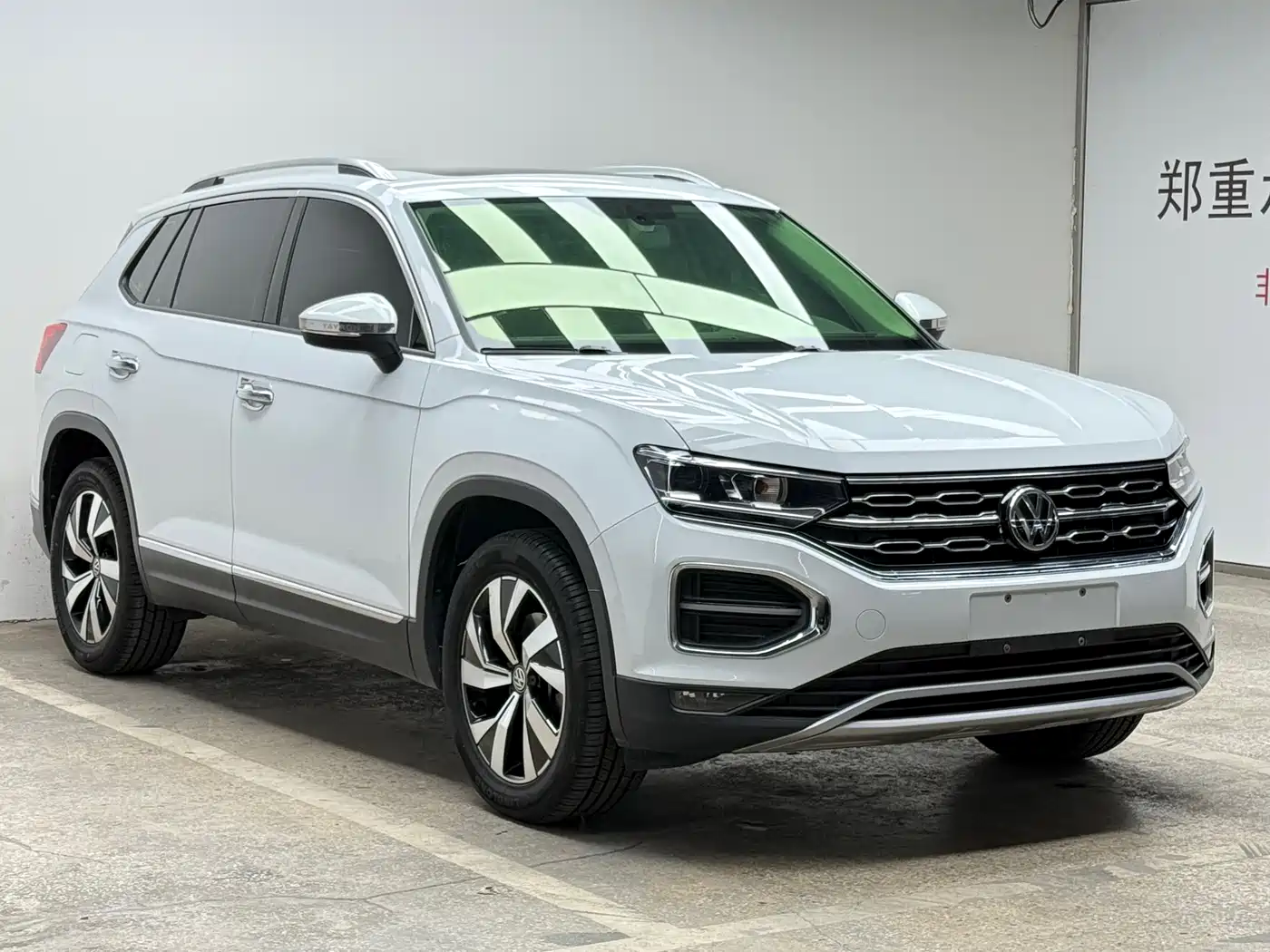Volkswagen Tayron 2019 330TSI 2WD Luxury China VI фото 2