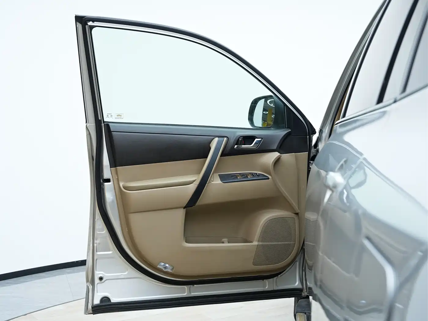 Toyota Highlander 2009 2.7L 2WD 7-seater Luxury Edition фото 16