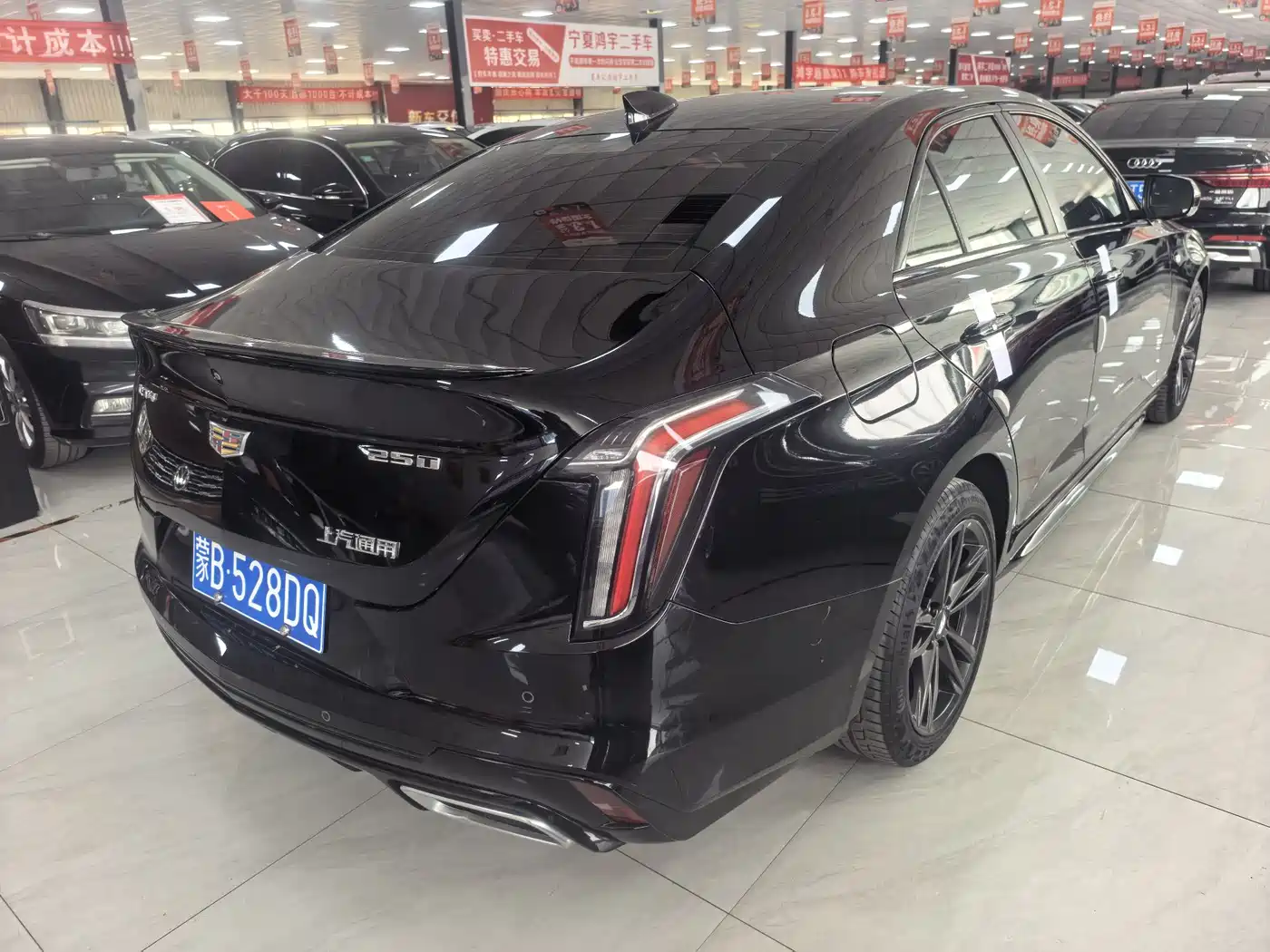 CADILLAC CT4