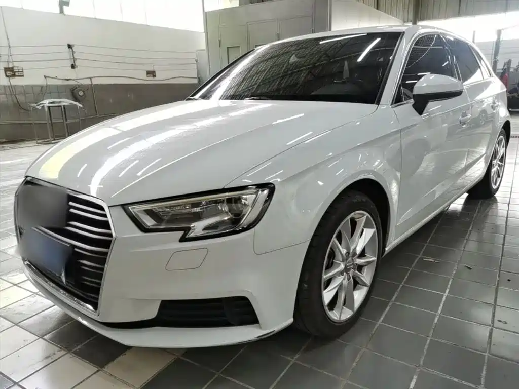 Audi A3 2017 Sportback 35 TFSI Progressive фото 2