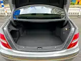 صورة 14 - Mercedes-Benz C-Class