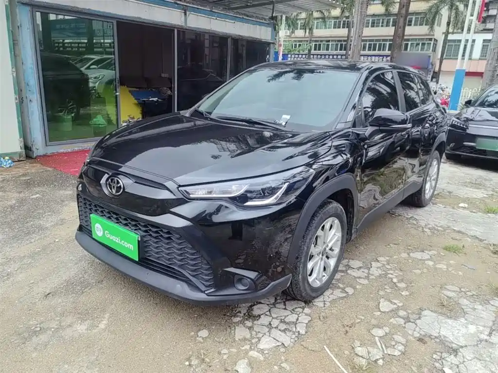Toyota Frontlander 2022 2.0L CVT Leading Edition