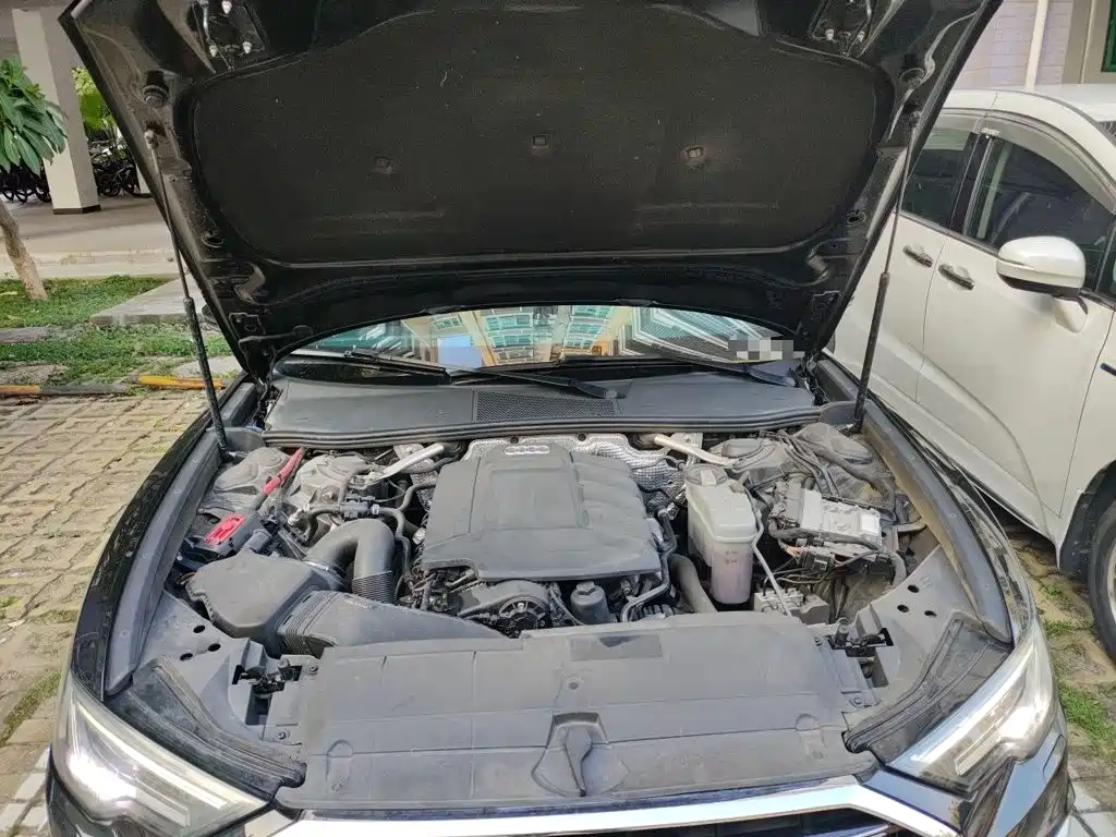 Photo 11 - Audi A6L