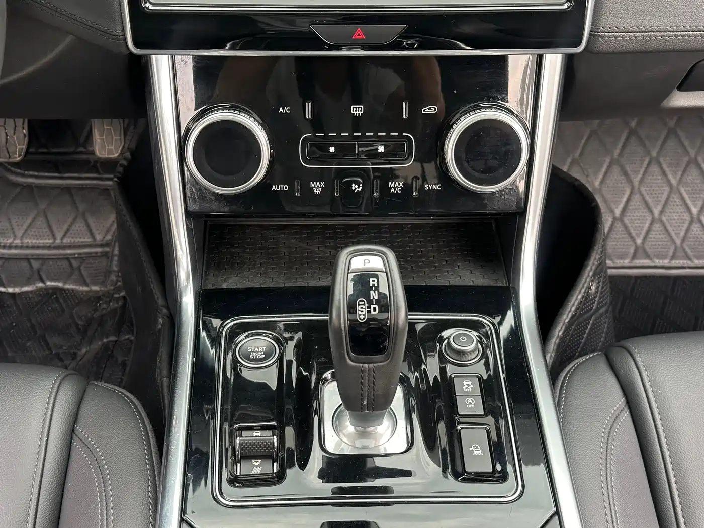 JAGUAR XEL