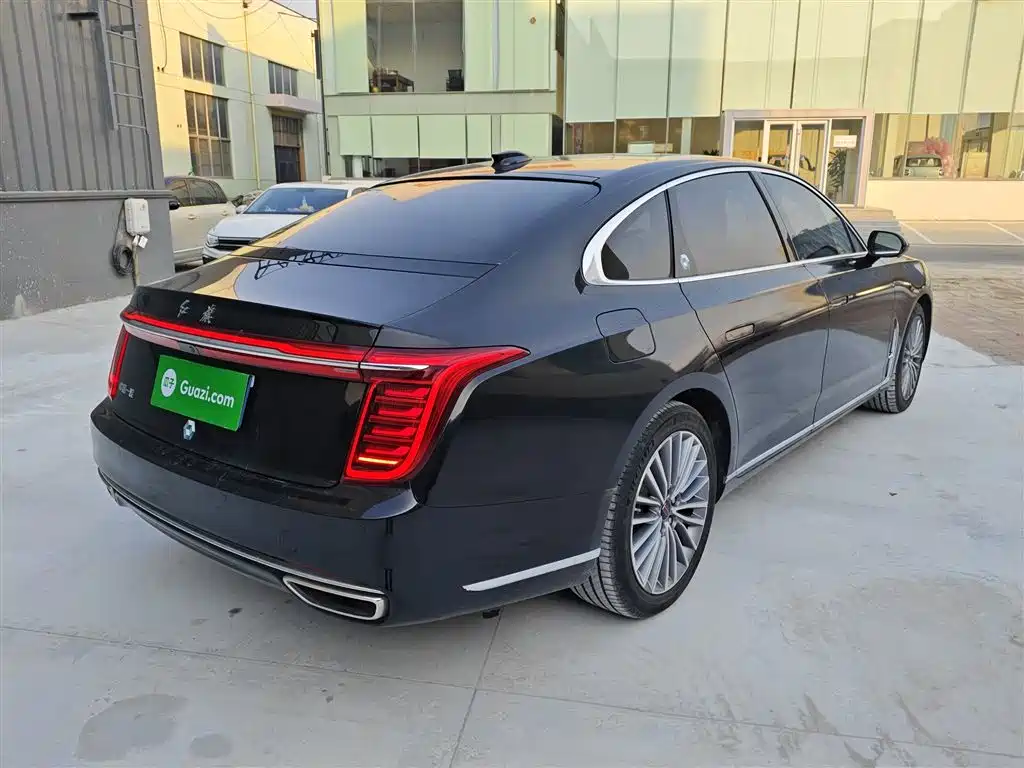 Hongqi H9 2023 Model 2.0T Smart Connect Flagship Edition фото 6