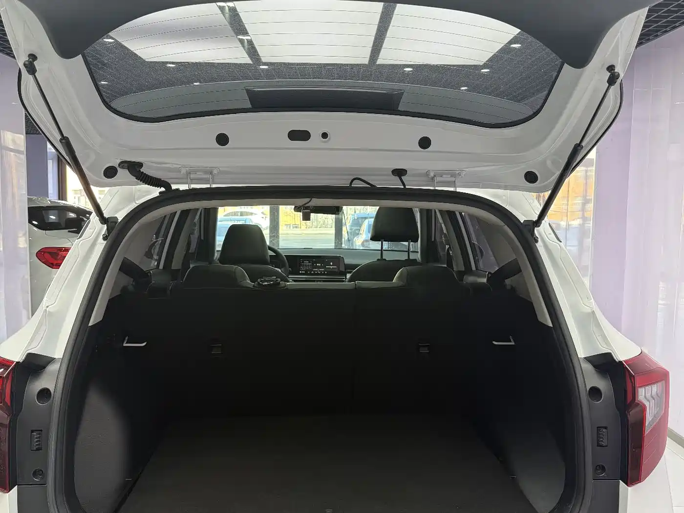 Kia Seltos 2023 1.5L CVT Luxury Edition фото 20