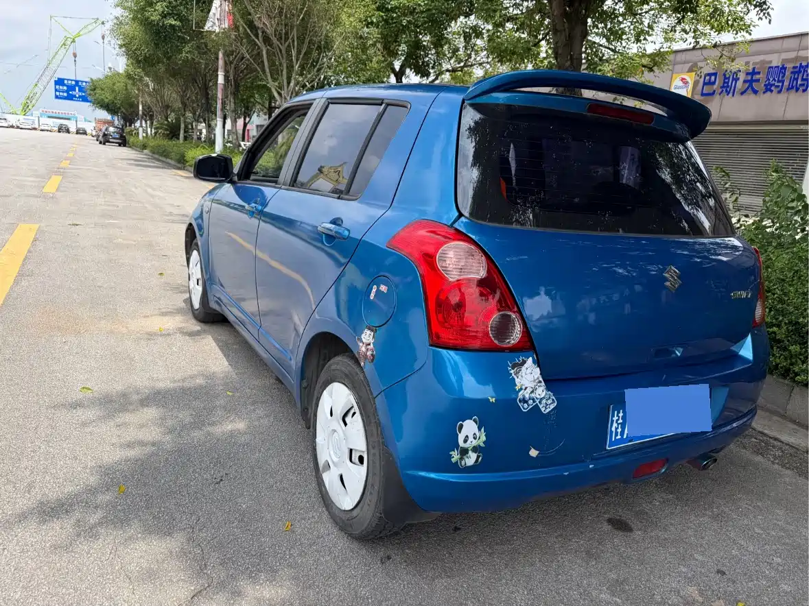 Suzuki Swift 2011 2011 1.3L Manual Fashion