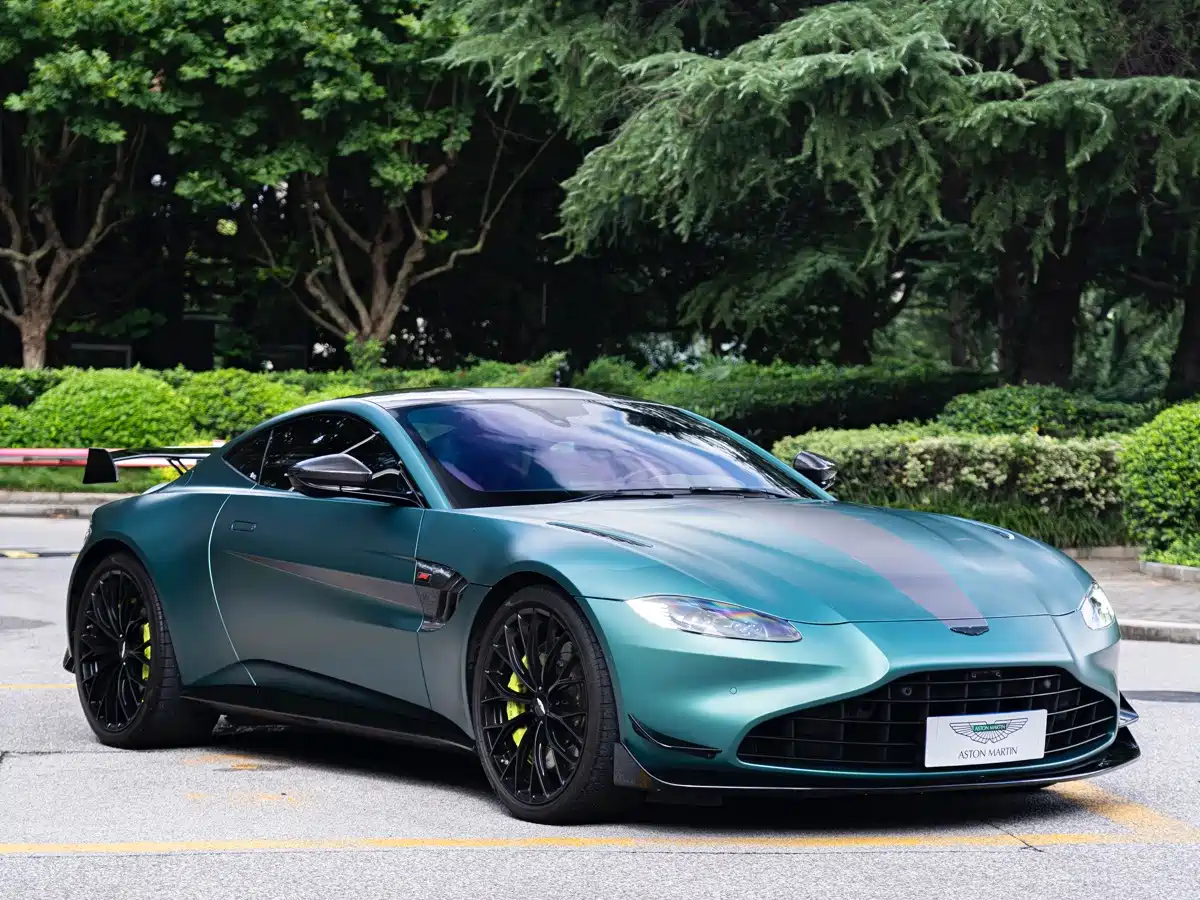 2022 Aston Martin V8 Vantage