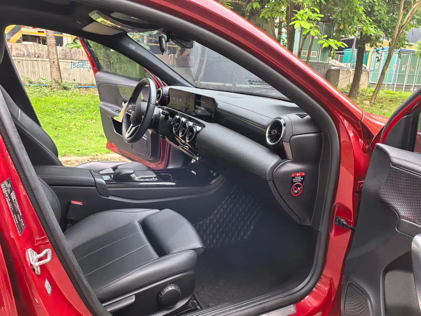 Mercedes-Benz A-Class 2022 A 200 L Sport Sedan Dynamic фото 12