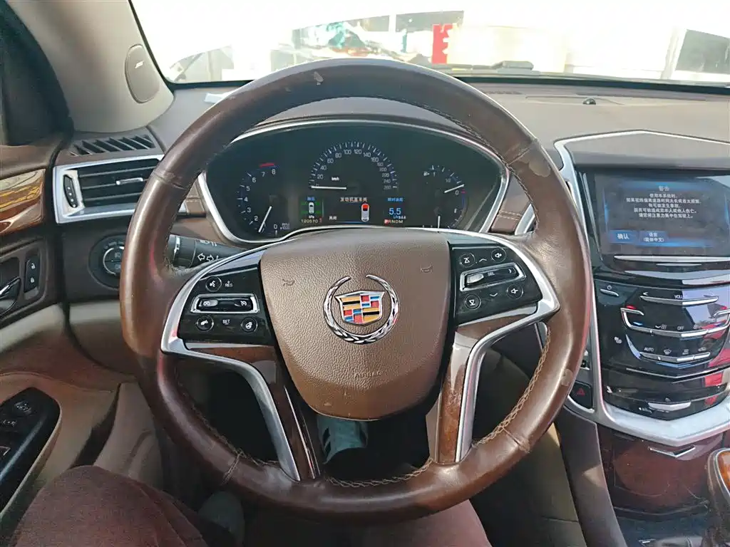 Cadillac SRX 2014 3.0L Elite Model фото 11