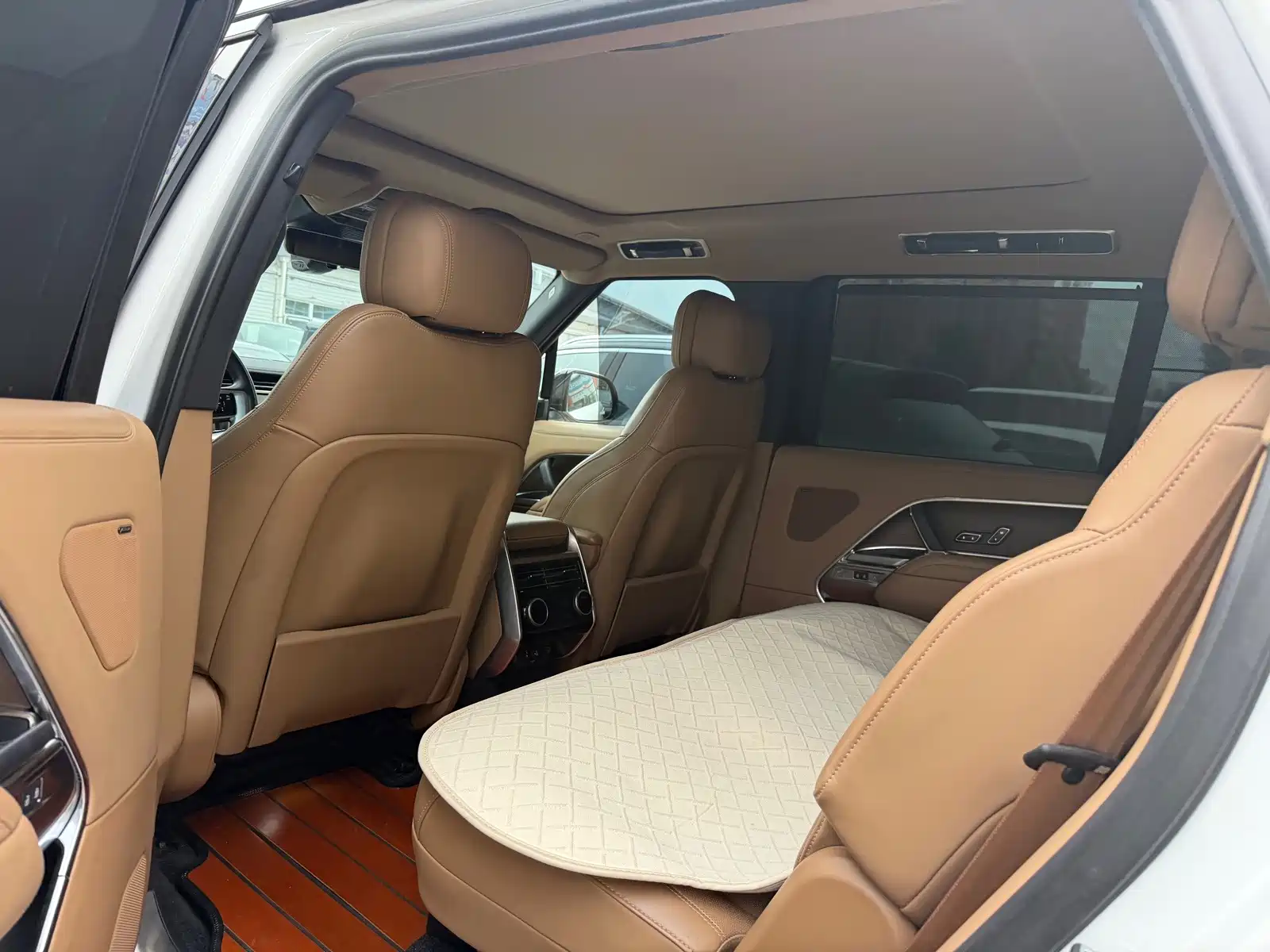 Фото 9 - Land Rover Range Rover