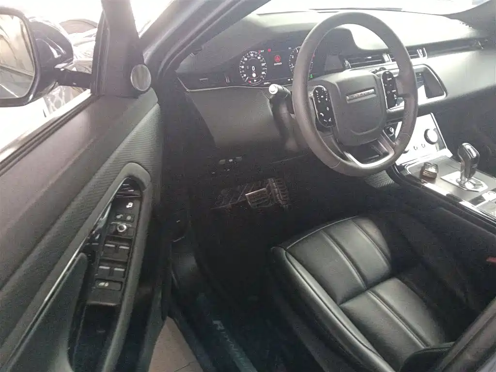 Land Rover Range Rover Evoque 2020 249PS R-DYNAMIC S Sport Edition фото 16