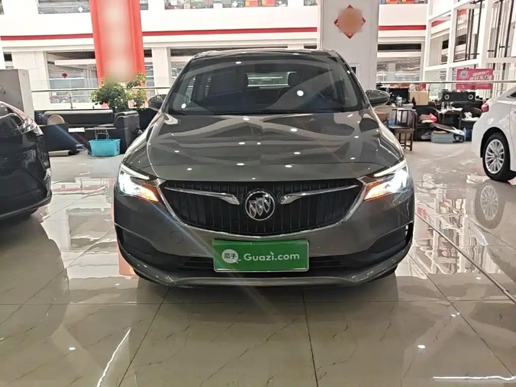 Фото 3 - Buick GL6