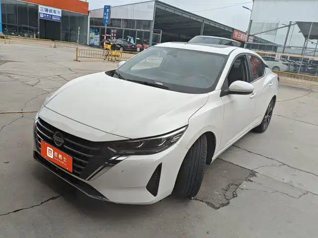Nissan Sylphy 1.6L CVT, Комфорт