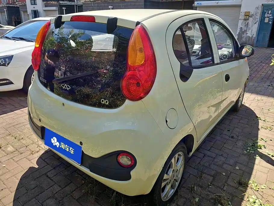 Chery QQ 2013 2013 1.0L Manual Joy Edition
