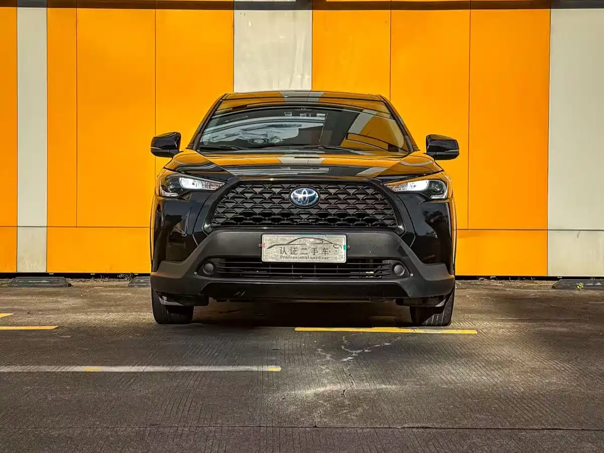 Фото 2 - Toyota Corolla Cross