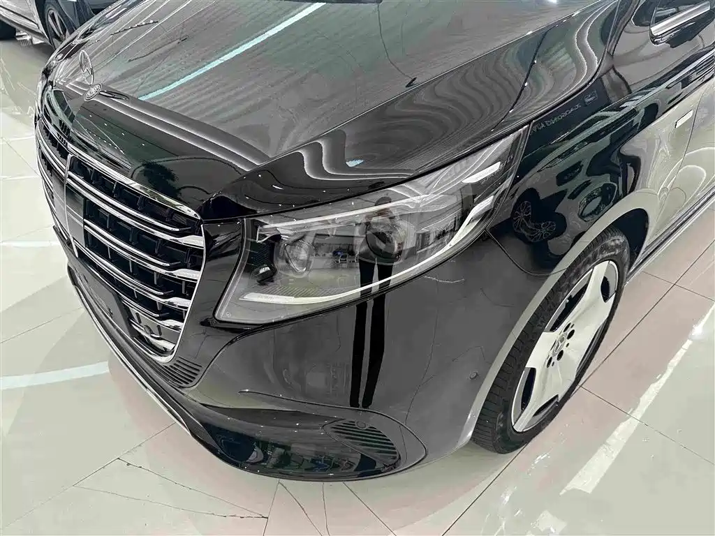 Mercedes-Benz V-Class 2025 2024 V 300 L Long Wheelbase Luxury Edition