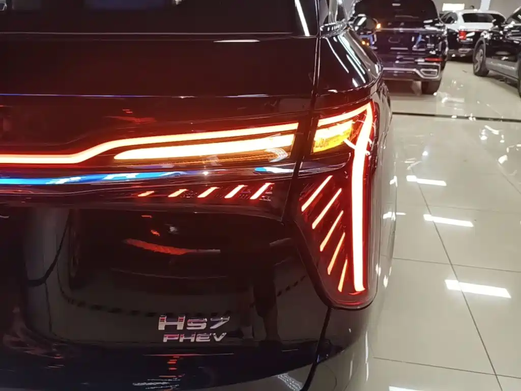 Hongqi HS7 PHEV 2024 2024 2.0T PHEV 4WD Flagship Edition 6-seater