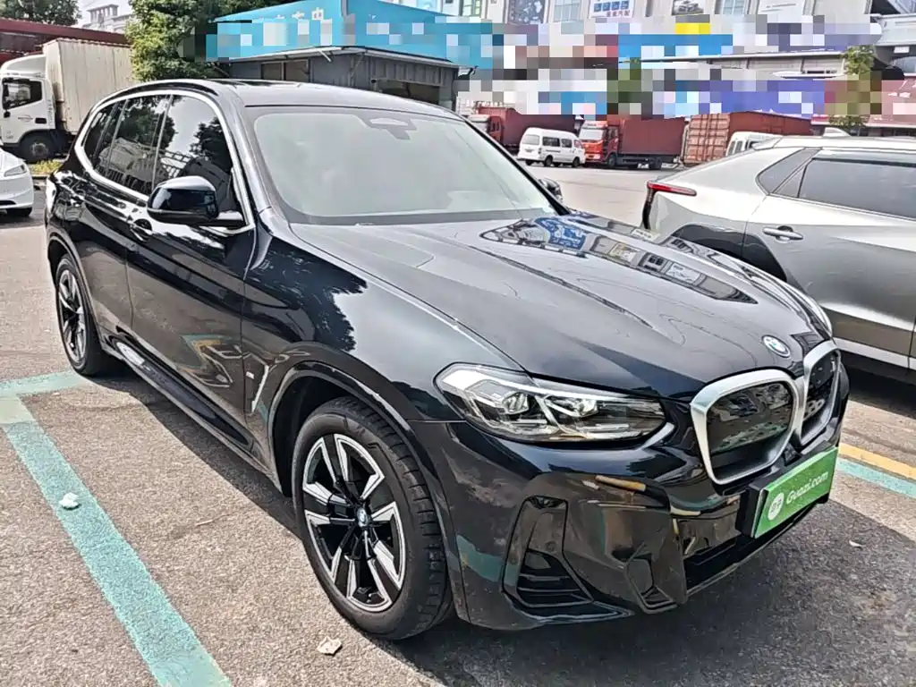 BMW iX3 2025 2024 Leading Edition