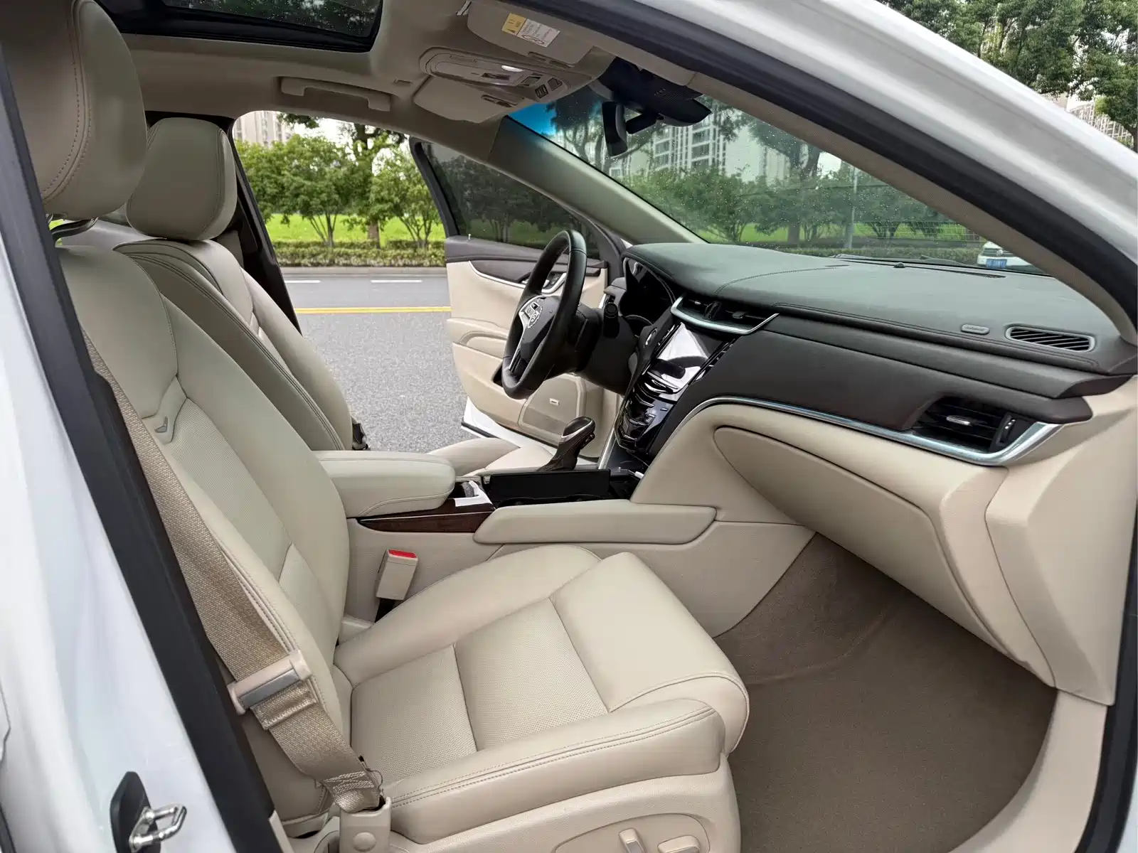 Фото 10 - Cadillac XTS