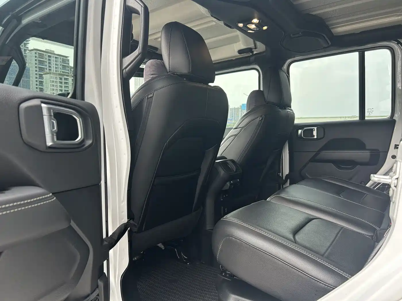 Jeep Wrangler 4xe 2023 2021 4-Door 2.0T 4xe Sahara