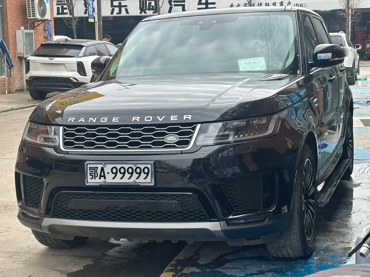 Land Rover Range Rover Sport 2021 3.0 L6 SE