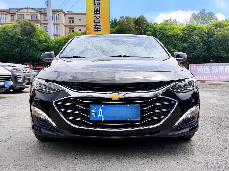 Фото 2 - Chevrolet Malibu XL