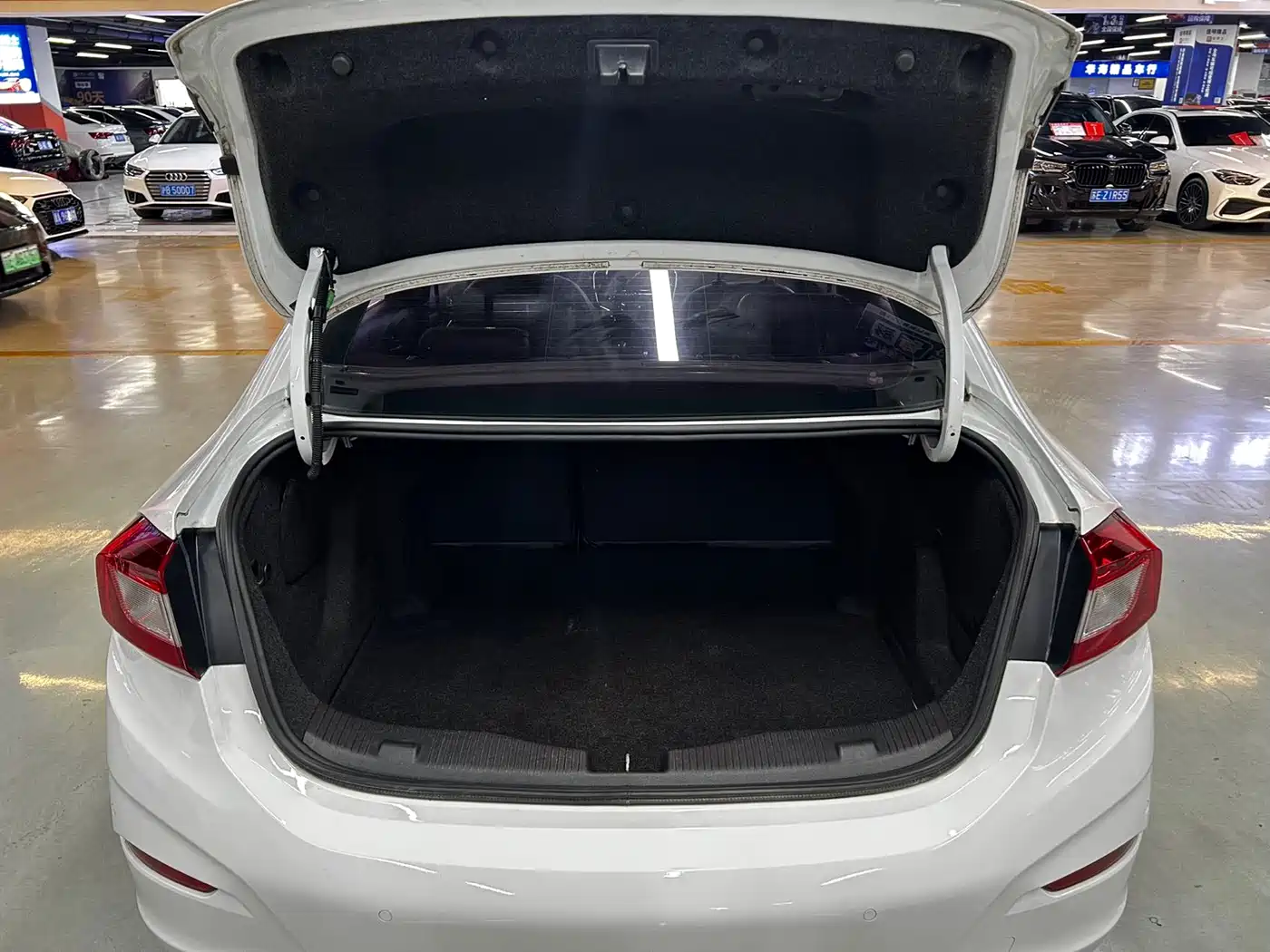 Chevrolet Cruze 2019 2018 320 Automatic Xuanfeng Urban Edition