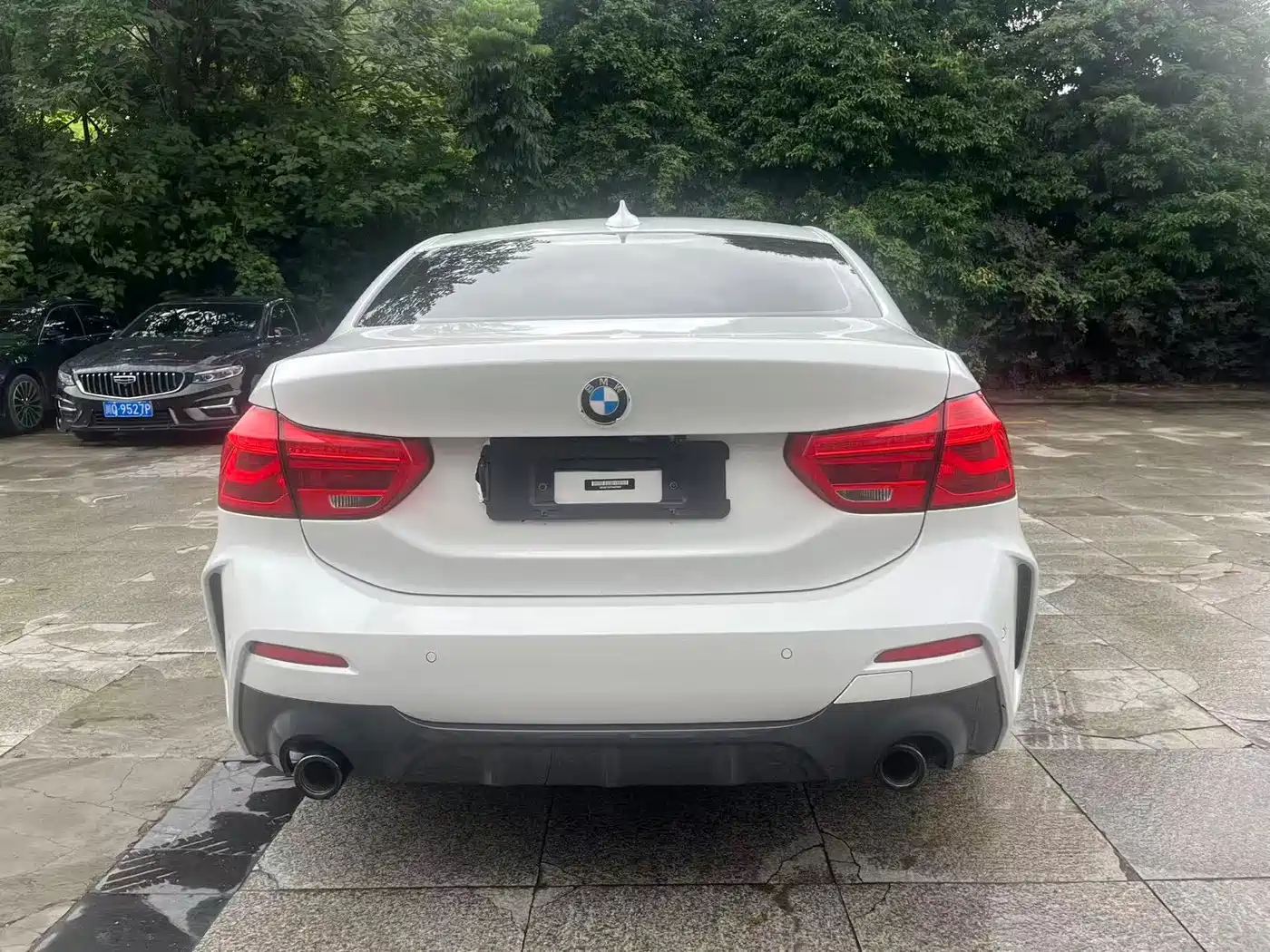 BMW 1 Series 2023 2022 125i M Sport Shadow Edition