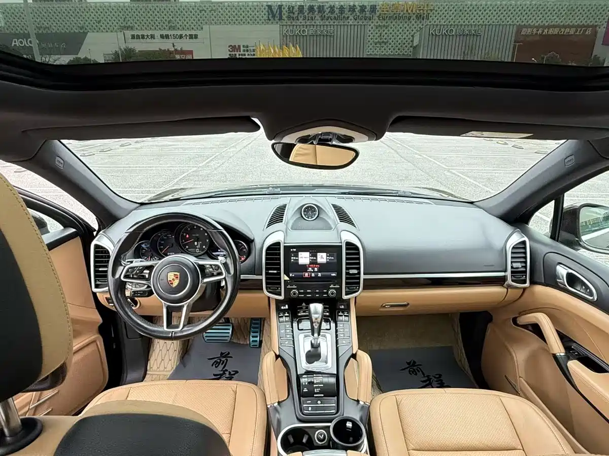 Фото 6 - Porsche Cayenne