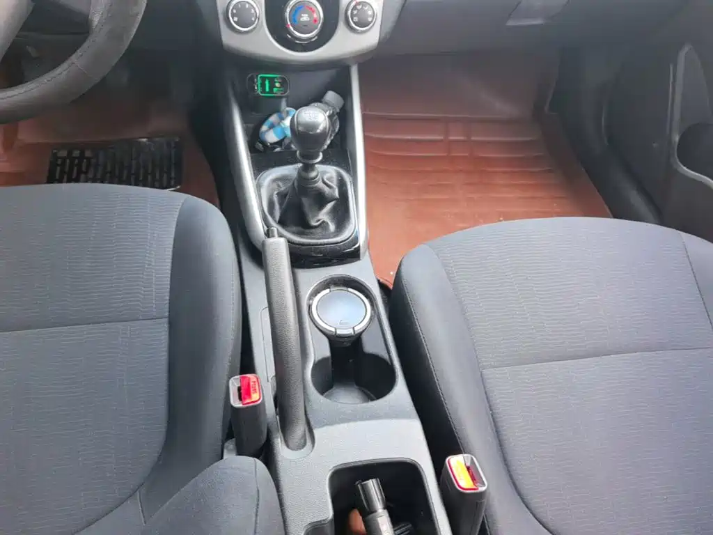 Kia Forte 2015 2014 1.6L MT GL