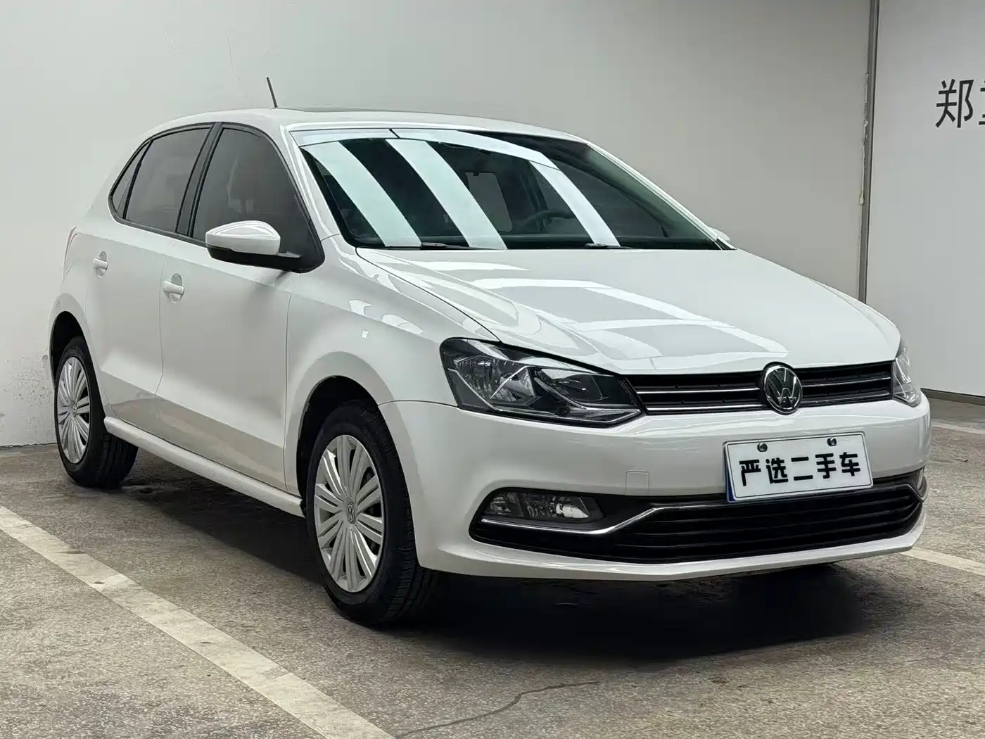Volkswagen Polo 2016 1.6L Automatic Comfort фото 3