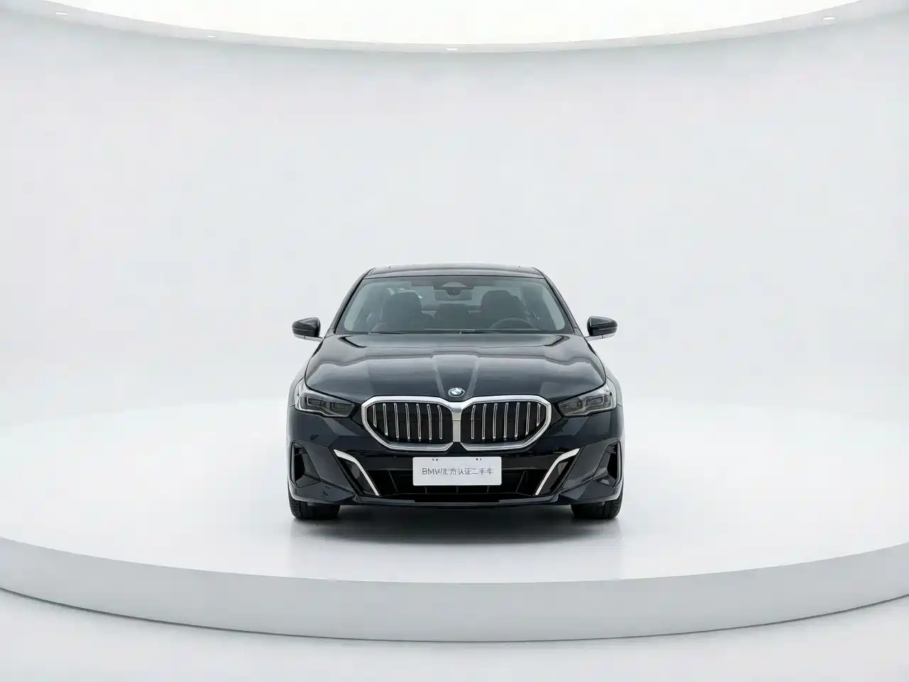 BMW 5 Series 2024 530Li Leading M Sport Package фото 4
