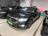 Photo 1 - Volkswagen Passat