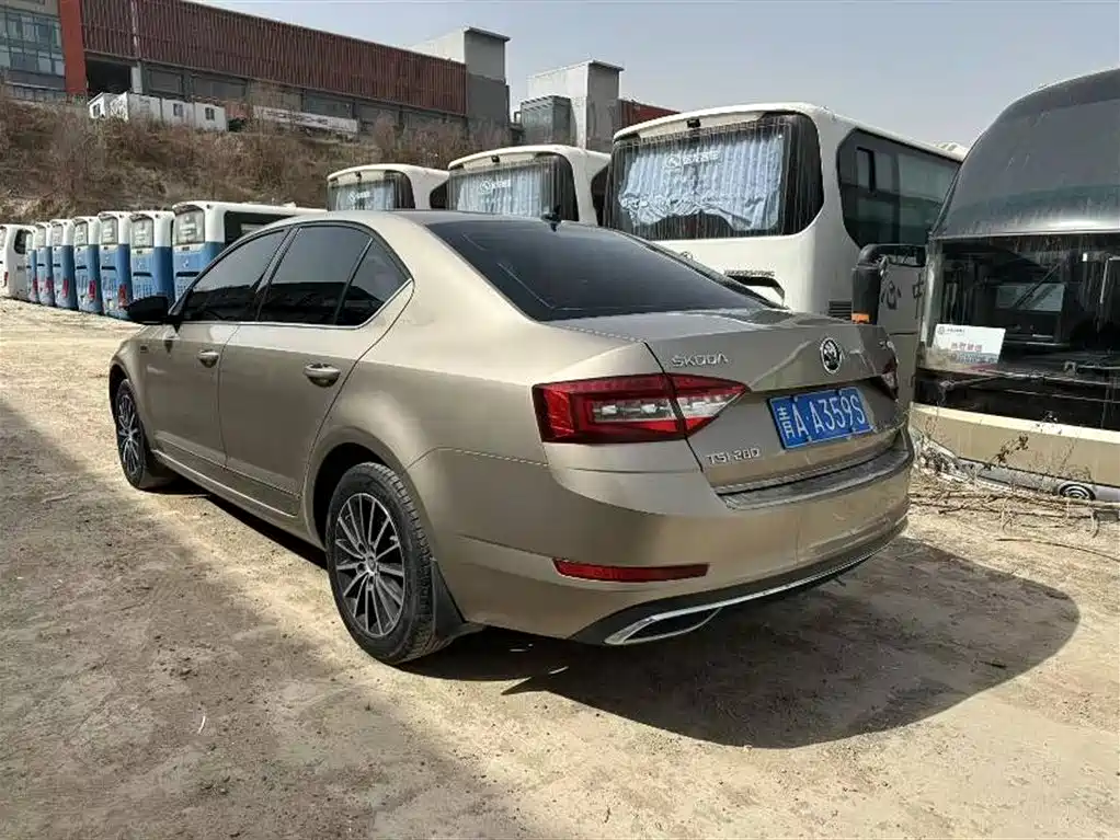 SKODA OCTAVIA