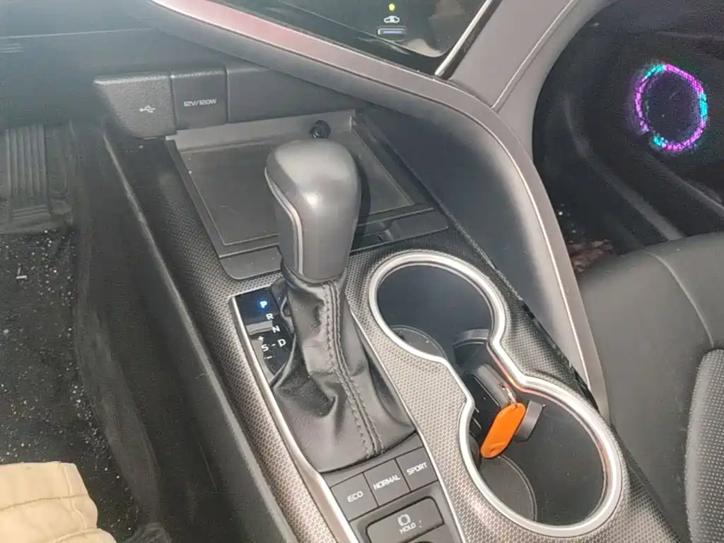 Toyota Camry 2023 2021 2.5S Feng Shang Edition