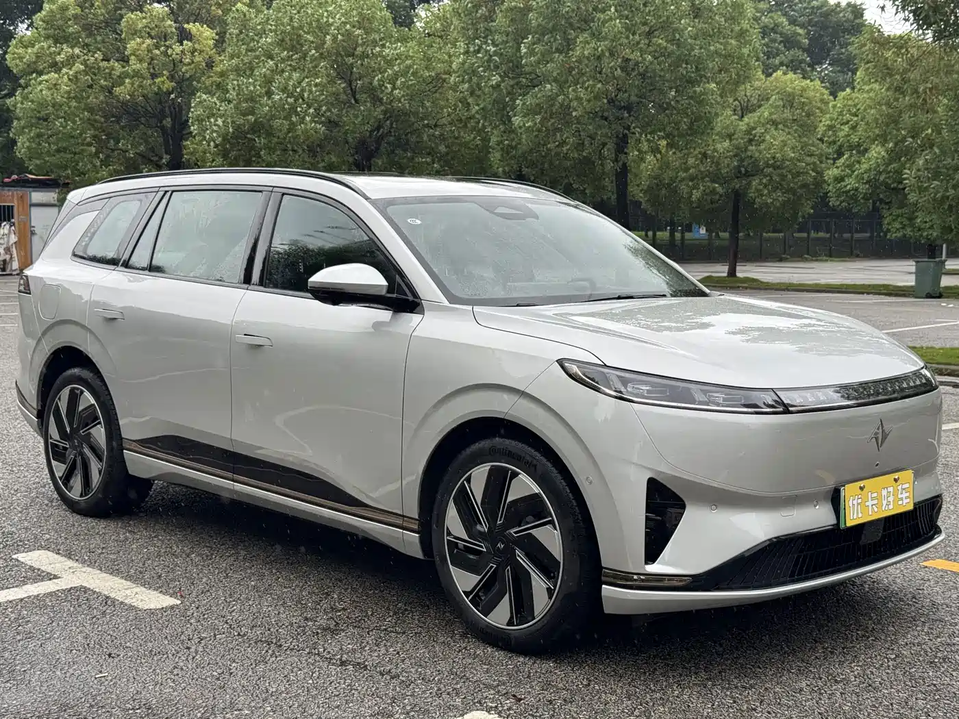 Dongfeng Yipai eπ008 2025 2024 210Max Range Extender 6-Seater